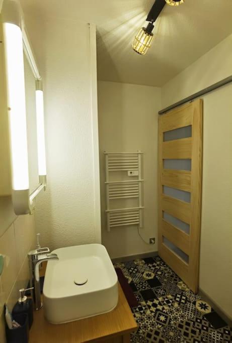 Cosy T1Bis Proche Centreville, Petit Port, Audencia Nantes Luaran gambar